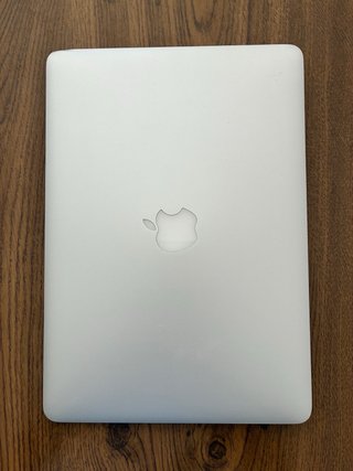 MacBook Air 2015 i5 8GB RAM 500GB SSD