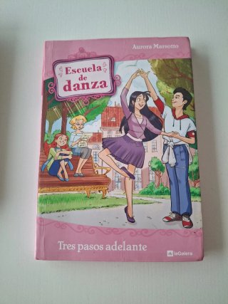 Escuela de danza 11. Tres pasos adelante