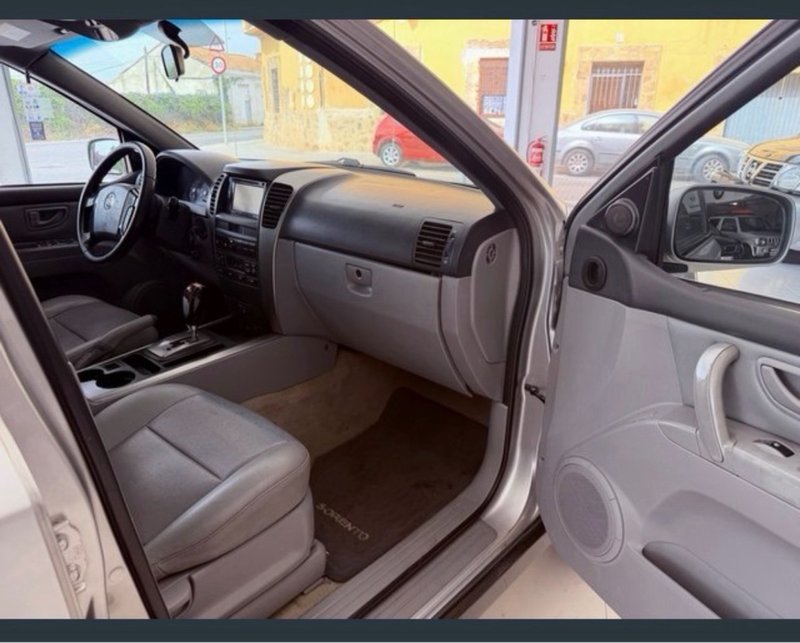 Kia Sorento 2.5 CRDI EX TOD 2005, foto 6