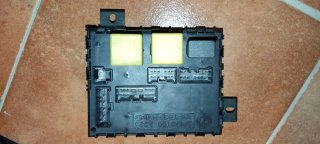 Caja de Relés y Fusibles Alfa Romeo 156