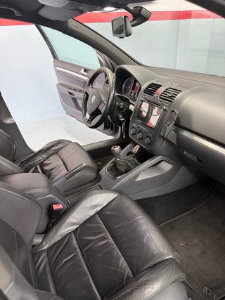 Volkswagen Golf V GTI 2.0 2007 200 caballos