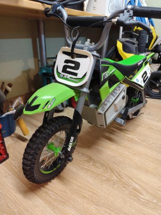 Moto Eléctrica Infantil Razor SX McGrath