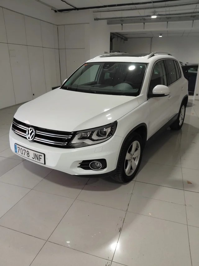 Volkswagen Tiguan 2.0 TDI BMT Country 4Motion (2015) 2016