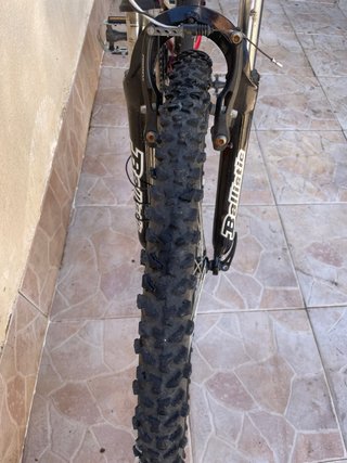 Bici MTB 26 Roja y Negra