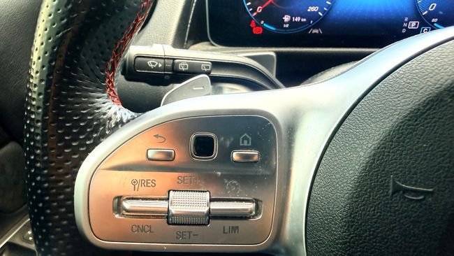 Mercedes-Benz GLB 2021, foto 8