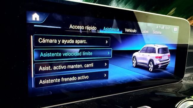 Mercedes-Benz GLB 2021, foto 14