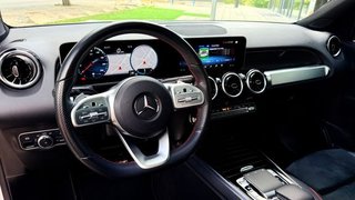 Mercedes-Benz GLB 200 AMG LINE Techo Panorámico
