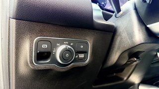 Mercedes-Benz GLB 200 AMG LINE Techo Panorámico