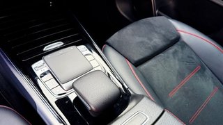 Mercedes-Benz GLB 200 AMG LINE Techo Panorámico