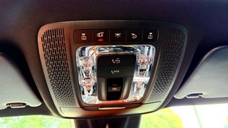 Mercedes-Benz GLB 200 AMG LINE Techo Panorámico