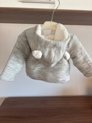 Chaqueta bebé invierno con capucha