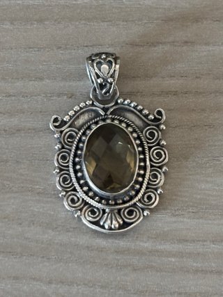Pendente in argento con quarzo