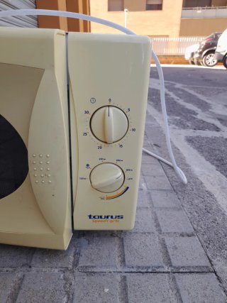 Microondas Taurus Speedy Grill