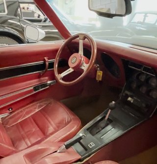 CHEVROLET CORVETTE C3 1977 V8