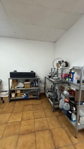 TRASPASO DE TALLER / LOCAL-CREATIVO – 100m2