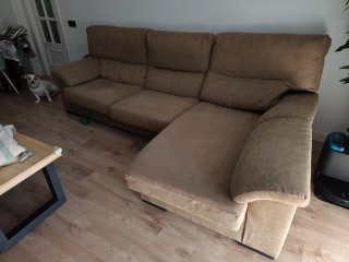 Sofa de gran tamaño con chaise longue integrado