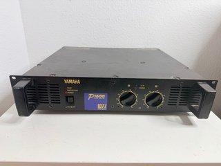 Amplificador Yamaha P1600 Stereo