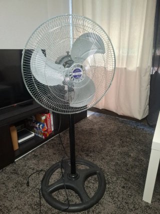 Ventilador de Pie Metálico