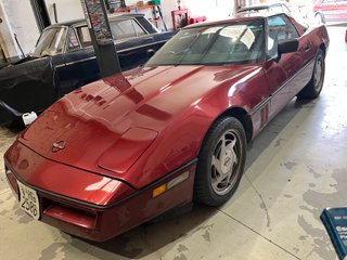 CHEVROLET CORVETTE C4 1988 V8