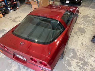 CHEVROLET CORVETTE C4 1988 V8