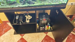 Acuario 250L con mueble y accesorios