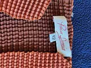 Blusa terracota con textura
