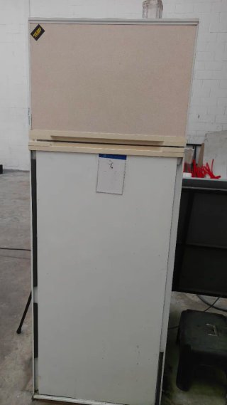 Nevera de dos puertas