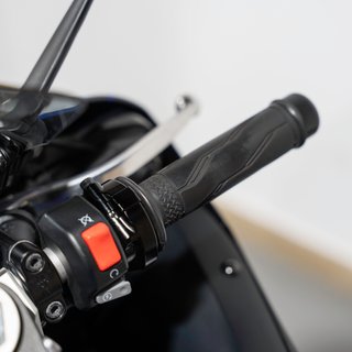Yamaha R6R