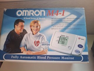 OMRON M4-1 Tensiometro Digital