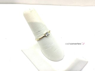 anillo oro 18k con piedra con circonita
