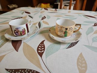 Set di 2 Tazze da Caffè Antiche
