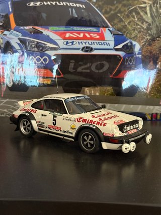 Porsche 911 SC #5 Gr.4 Rally 1981 1:18 OTTO OT374