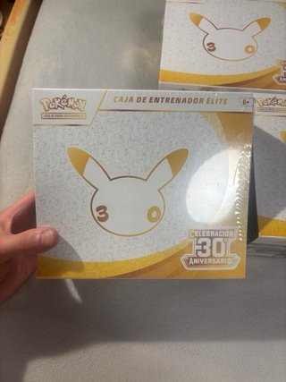 Pokemon ETB 30 Aniversario Español🇪🇸