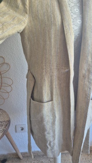 Americana beige con rayas multicolor