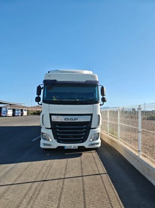 Cabeza Tractora DAF xf
