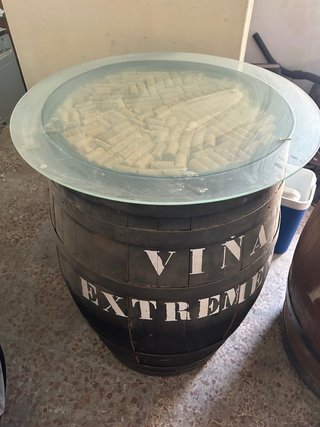 Mesa Barril Viña Extremeña con Tapa Cristal