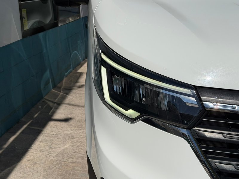 Renault Trafic 2023, foto 15