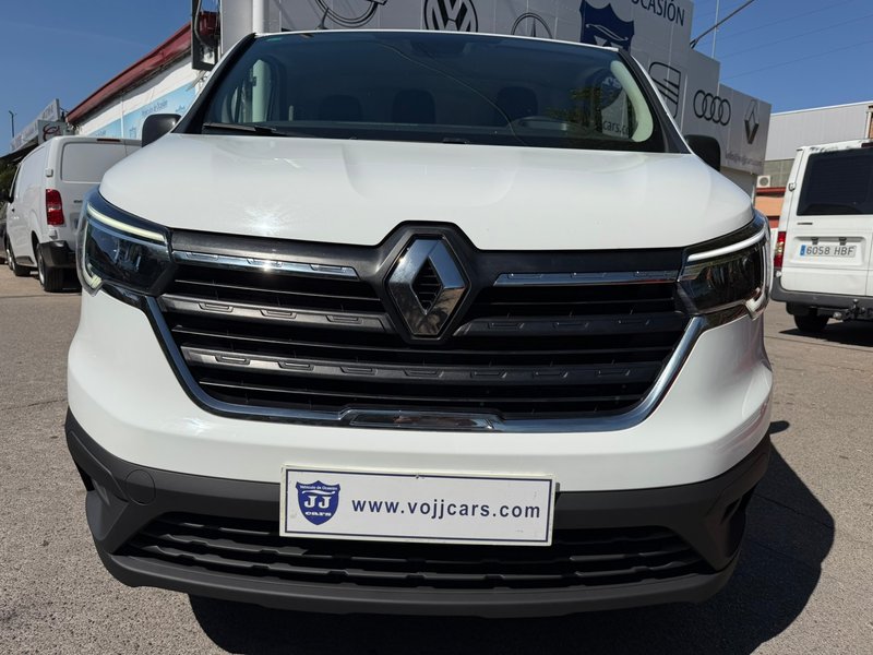 Renault Trafic 2023, foto 17