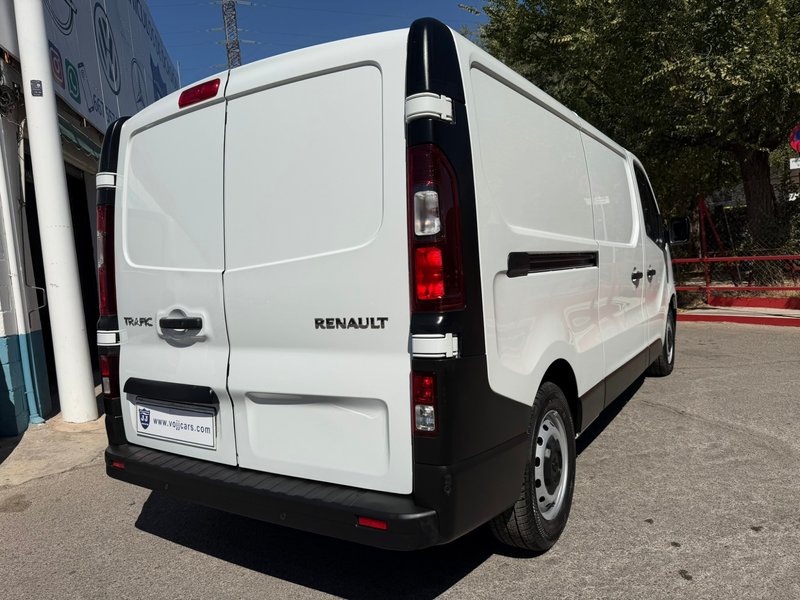 Renault Trafic 2023, foto 23