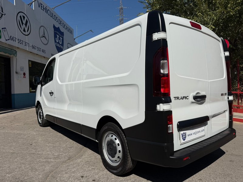 Renault Trafic 2023, foto 26