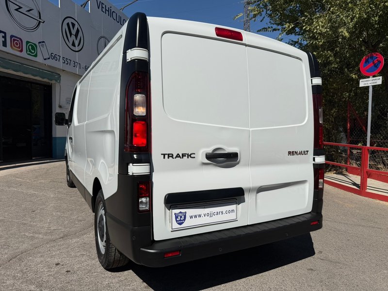 Renault Trafic 2023, foto 27