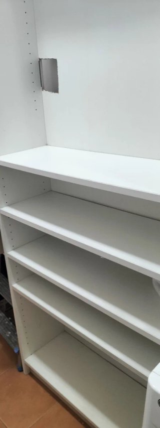 Armario de baldas blanco