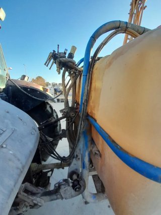 Sulfatadora 12m de trabajo y 1200L