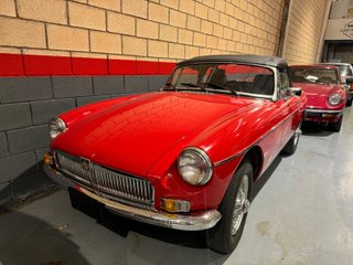 MG MG MGB ROADSTER 1974
