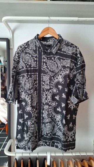 Camisa Bershka Estampada