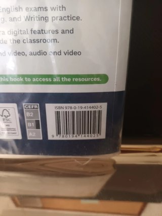 English File 5th Edition B1. Student's Book and...