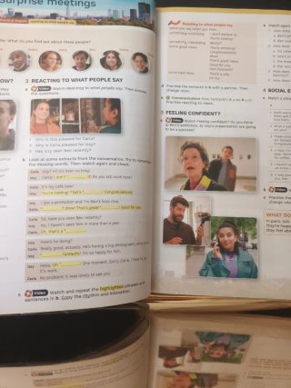 English File 5th Edition B1. Student's Book and...