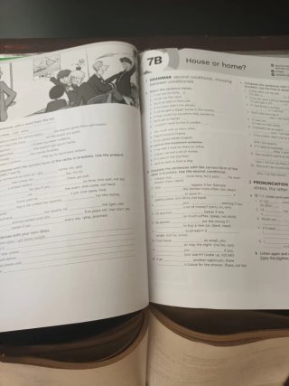 English File 5th Edition B1. Student's Book and...