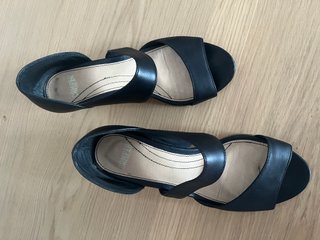Sandalias Camper cuña madera negras