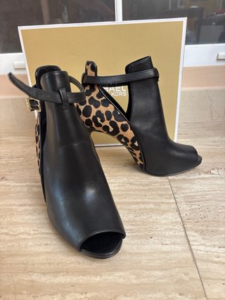 Tacones Michael Kors Talla 40